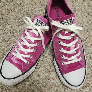 ⭐⭐Converse Chuck Taylor Velvet Ox ⭐⭐